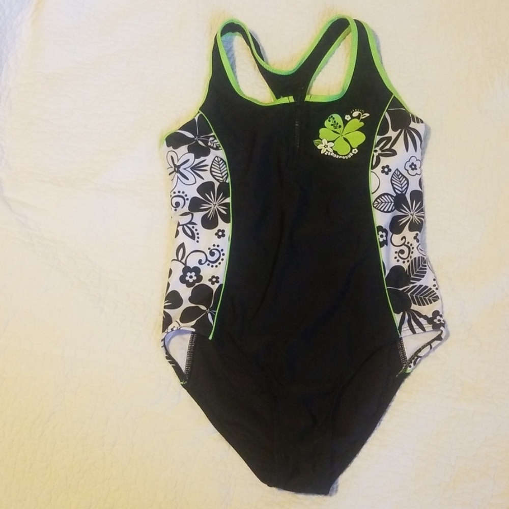 Girls zeroxposur swimsuit